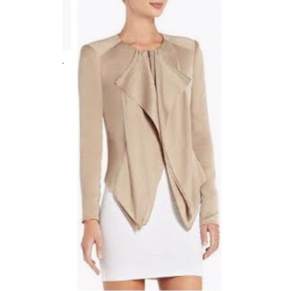 💕BCBGMAXAZRIA Flora ruffled jacket